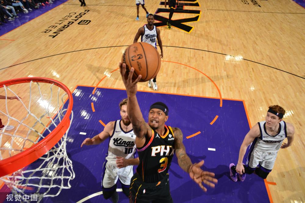 她在多拍相 她在多拍相