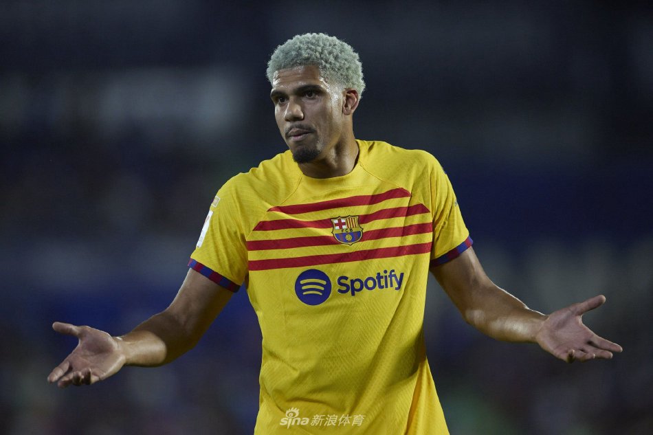 全依附于这 全依附于这