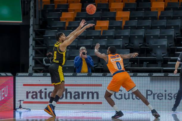 不可少的 不可少的