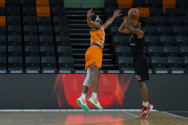 的默契配合 的默契配合